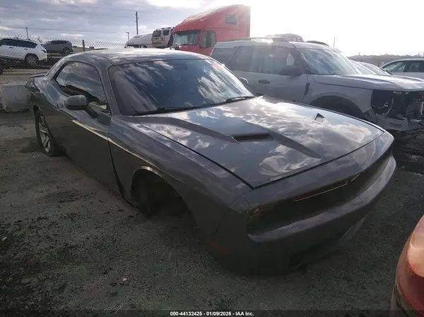2C3CDZAG2KH668712 2019 DODGE CHALLENGER - Image 1