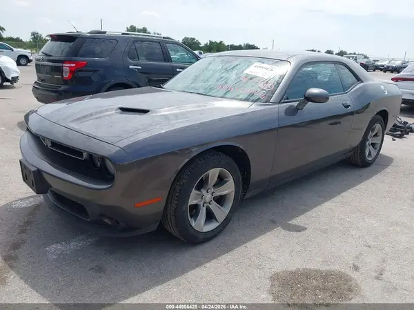2C3CDZAG2KH669004 2019 DODGE CHALLENGER - Image 2