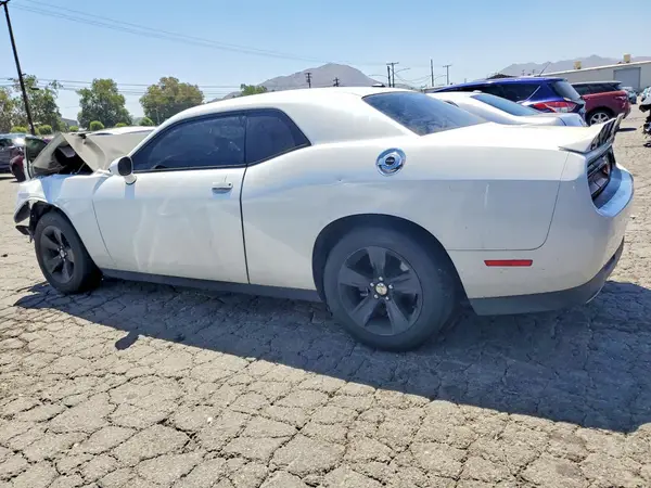 2C3CDZAG2KH687700 2019 DODGE CHALLENGER - Image 2