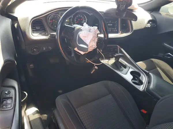 2C3CDZAG2KH687700 2019 DODGE CHALLENGER - Image 8