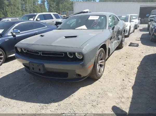 2C3CDZAG2KH733395 2019 DODGE CHALLENGER - Image 2