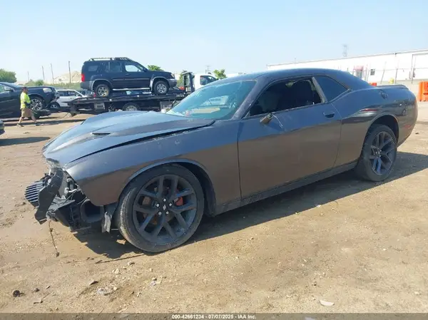 2C3CDZAG2KH735440 2019 DODGE CHALLENGER - Image 2