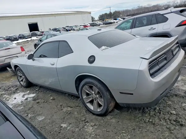 2C3CDZAG2LH105533 2020 DODGE CHALLENGER - Image 2