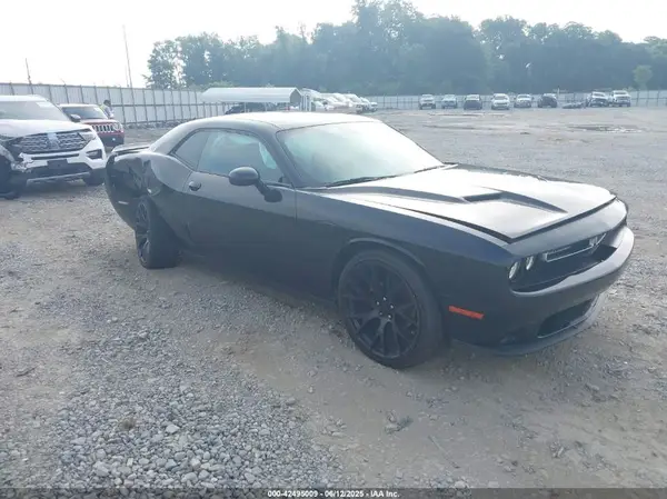 2C3CDZAG2LH117844 2020 DODGE CHALLENGER - Image 1