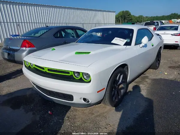 2C3CDZAG2LH143182 2020 DODGE CHALLENGER - Image 2