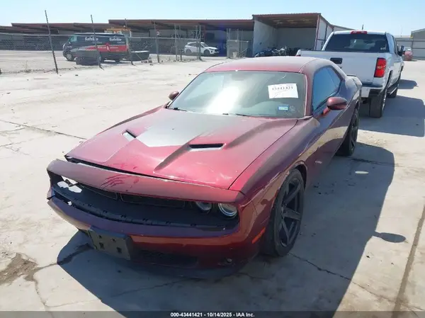 2C3CDZAG2LH201937 2020 DODGE CHALLENGER - Image 2