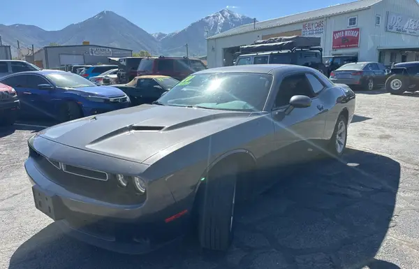 2C3CDZAG2LH226594 2020 DODGE CHALLENGER - Image 2
