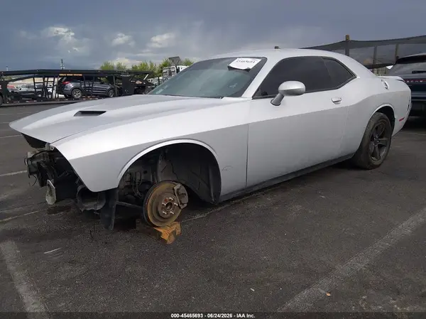 2C3CDZAG2LH230368 2020 DODGE CHALLENGER - Image 2