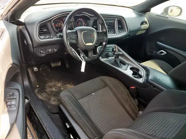 2C3CDZAG2MH572968 2021 DODGE CHALLENGER - Image 8