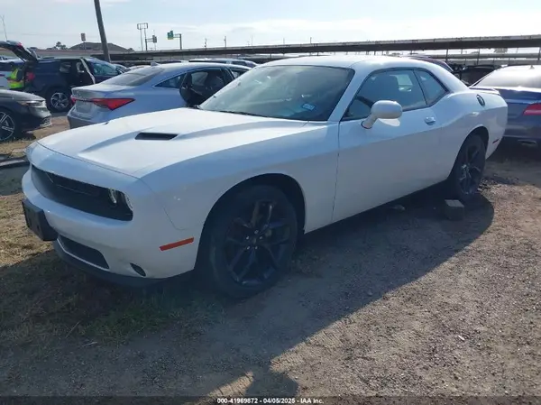 2C3CDZAG2NH159983 2022 DODGE CHALLENGER - Image 2