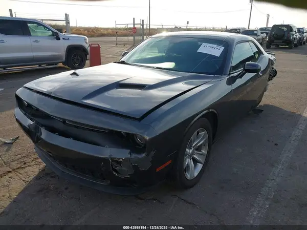 2C3CDZAG2NH263566 2022 DODGE CHALLENGER - Image 2