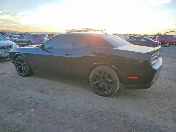 2C3CDZAG2PH517926 2023 DODGE CHALLENGER - Image 2
