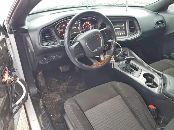 2C3CDZAG2PH549923 2023 DODGE CHALLENGER - Image 8