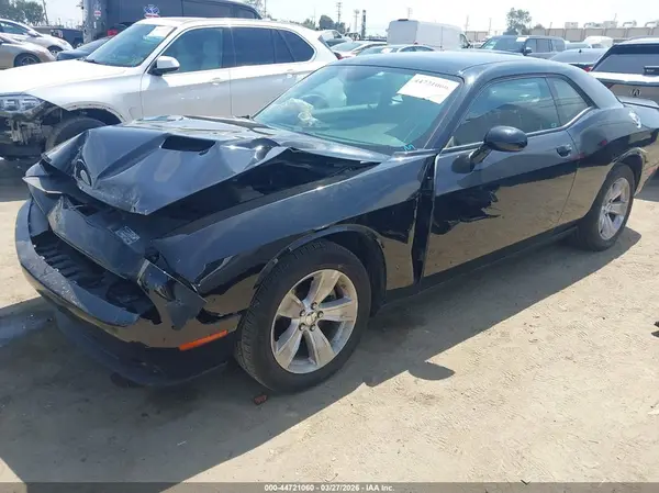 2C3CDZAG2PH553518 2023 DODGE CHALLENGER - Image 2