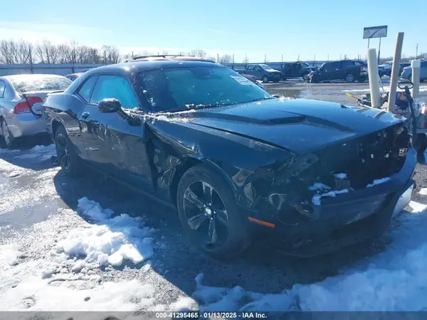 2C3CDZAG2PH553535 2023 DODGE CHALLENGER - Image 1