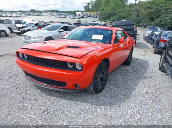 2C3CDZAG2PH568004 2023 DODGE CHALLENGER - Image 2