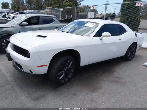 2C3CDZAG2PH668099 2023 DODGE CHALLENGER - Image 2