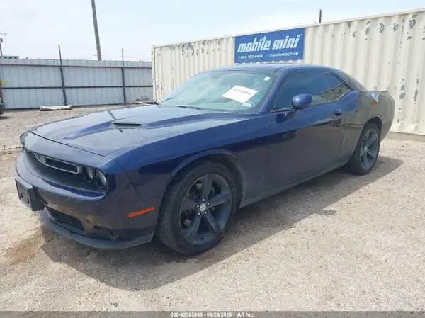 2C3CDZAG3GH102095 2016 DODGE CHALLENGER - Image 2