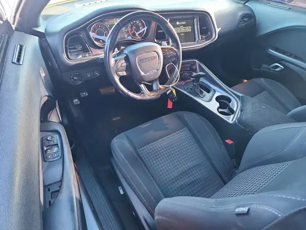 2C3CDZAG3GH102565 2016 DODGE CHALLENGER - Image 8