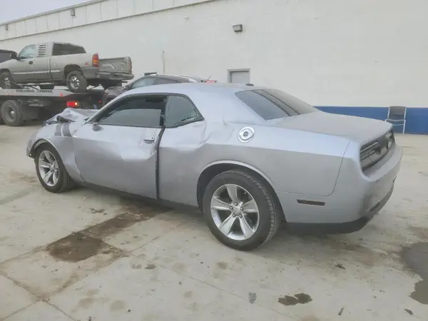 2C3CDZAG3GH107541 2016 DODGE CHALLENGER - Image 2