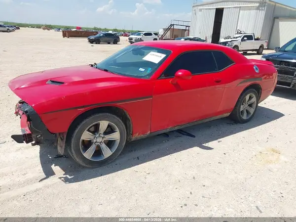 2C3CDZAG3GH124971 2016 DODGE CHALLENGER - Image 2