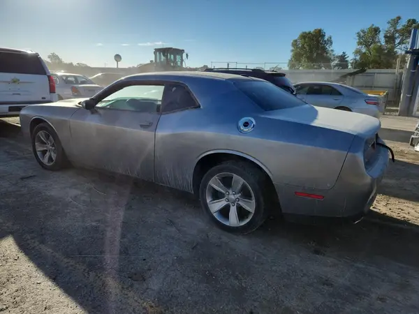 2C3CDZAG3GH129104 2016 DODGE CHALLENGER - Image 2
