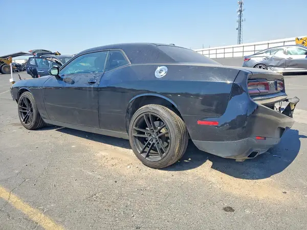2C3CDZAG3GH130978 2016 DODGE CHALLENGER - Image 2