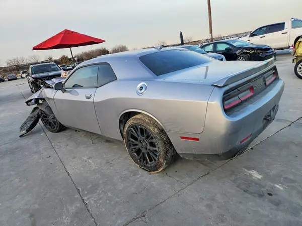 2C3CDZAG3GH131130 2016 DODGE CHALLENGER - Image 2
