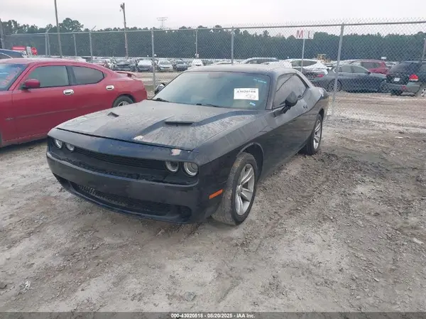 2C3CDZAG3GH131905 2016 DODGE CHALLENGER - Image 2