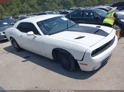 2C3CDZAG3GH137896 2016 DODGE CHALLENGER
