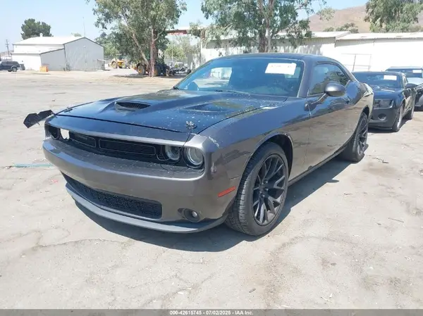 2C3CDZAG3GH162670 2016 DODGE CHALLENGER - Image 2