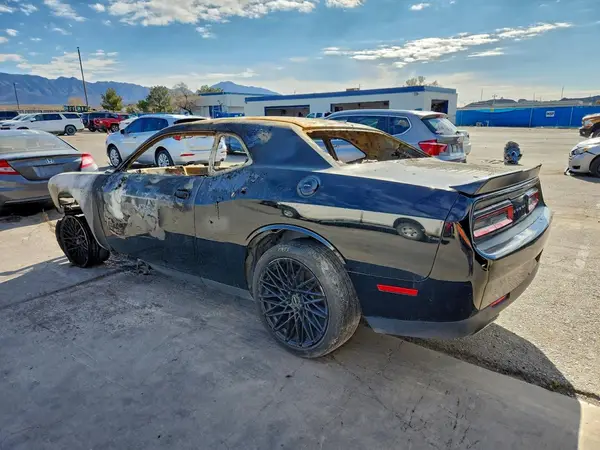 2C3CDZAG3GH168534 2016 DODGE CHALLENGER - Image 2