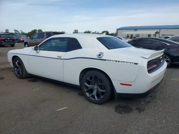 2C3CDZAG3GH236623 2016 DODGE CHALLENGER - Image 2