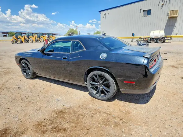 2C3CDZAG3GH245290 2016 DODGE CHALLENGER - Image 2