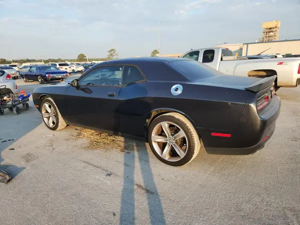 2C3CDZAG3GH256628 2016 DODGE CHALLENGER - Image 2
