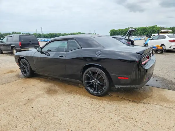 2C3CDZAG3GH271727 2016 DODGE CHALLENGER - Image 2