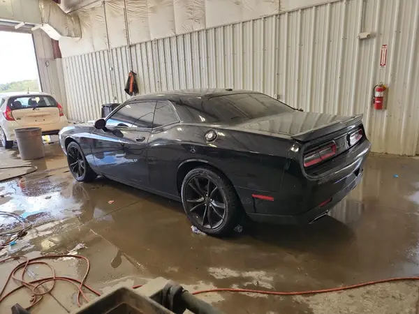 2C3CDZAG3GH275552 2016 DODGE CHALLENGER - Image 2