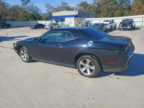2C3CDZAG3GH276071 2016 DODGE CHALLENGER - Image 2