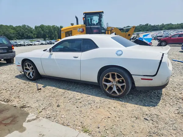 2C3CDZAG3GH309599 2016 DODGE CHALLENGER - Image 2