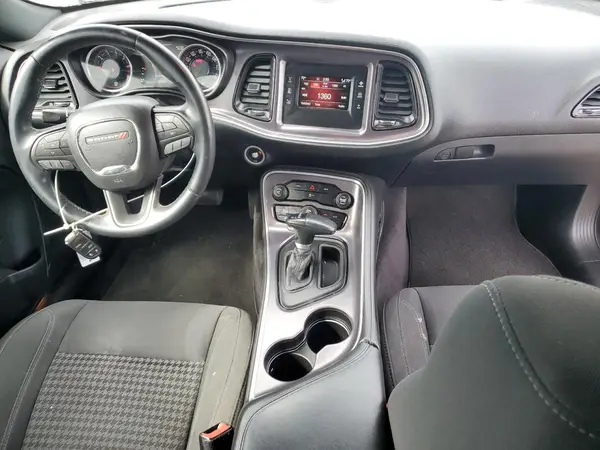 2C3CDZAG3GH337077 2016 DODGE CHALLENGER - Image 8