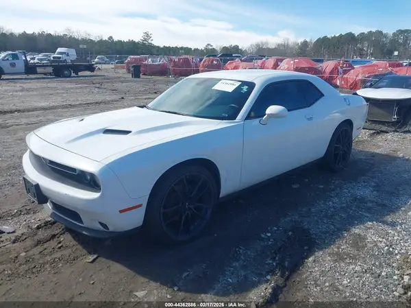 2C3CDZAG3GH337760 2016 DODGE CHALLENGER - Image 2