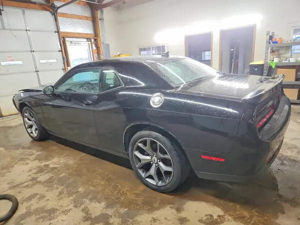 2C3CDZAG3HH500439 2017 DODGE CHALLENGER - Image 2
