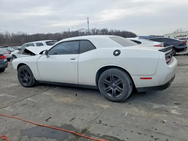 2C3CDZAG3HH519184 2017 DODGE CHALLENGER - Image 2