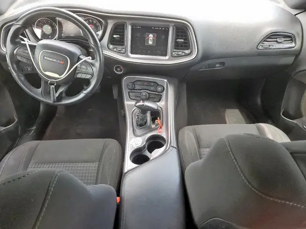2C3CDZAG3HH550953 2017 DODGE CHALLENGER - Image 8