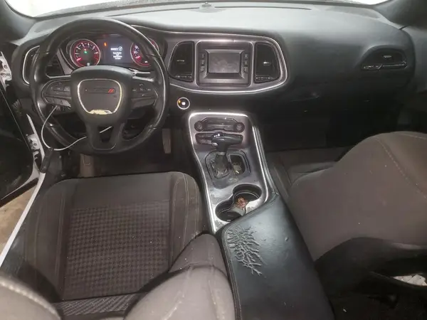 2C3CDZAG3HH554758 2017 DODGE CHALLENGER - Image 8
