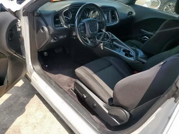 2C3CDZAG3HH561256 2017 DODGE CHALLENGER - Image 8