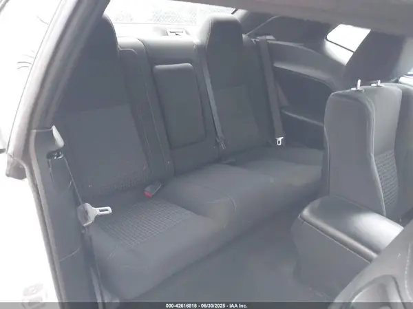 2C3CDZAG3HH568594 2017 DODGE CHALLENGER - Image 8