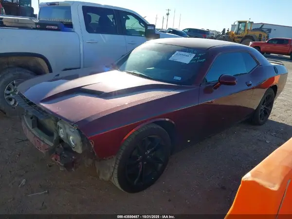 2C3CDZAG3HH598131 2017 DODGE CHALLENGER - Image 2