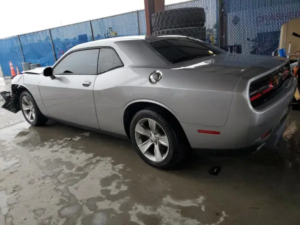 2C3CDZAG3HH598341 2017 DODGE CHALLENGER - Image 2