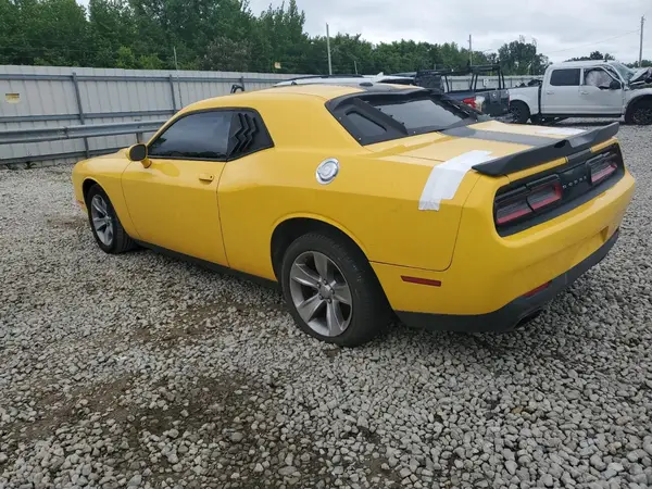 2C3CDZAG3HH639521 2017 DODGE CHALLENGER - Image 2